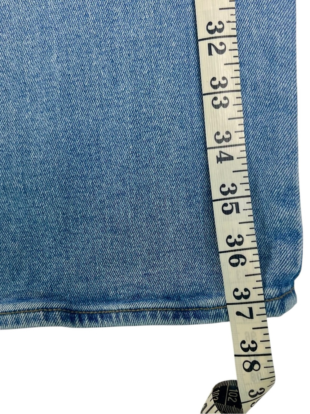 Light Blue Women's Straight Leg Jeans from Old Navy sku 146 - Picture 4 of 9